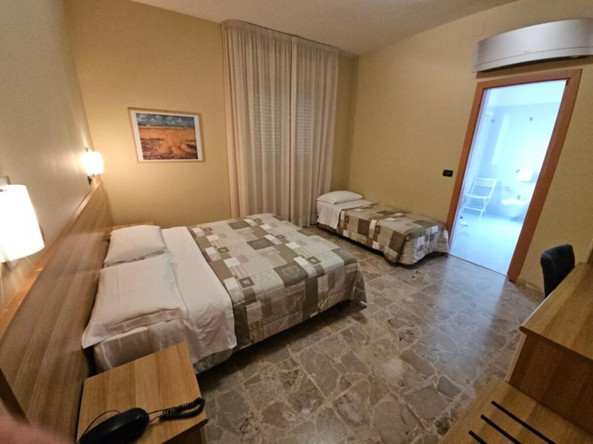 Hotel Mazzocchetti Città Sant'Angelo Exterior foto